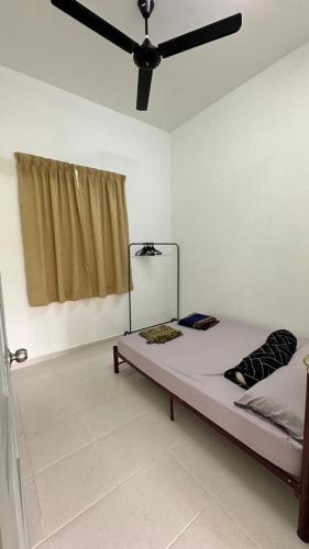 Postel nebo postele na pokoji v ubytování AS Suria Homestay Banglo Kubang Kerian