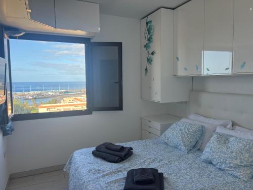 Ocean View Achacay Apartment - Pool & Sun