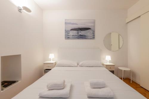Medici 8 - City Center Suite - B-Home