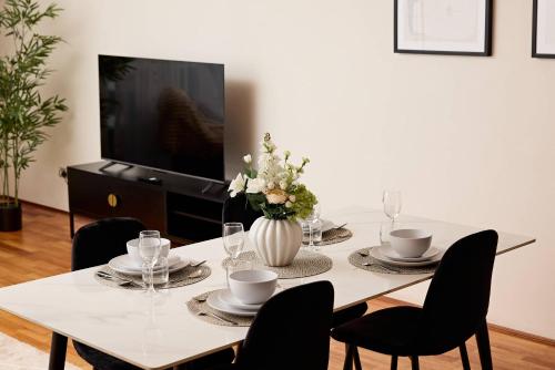 Μια τηλεόραση ή/και κέντρο ψυχαγωγίας στο George St CBD Central Walk to Harbour