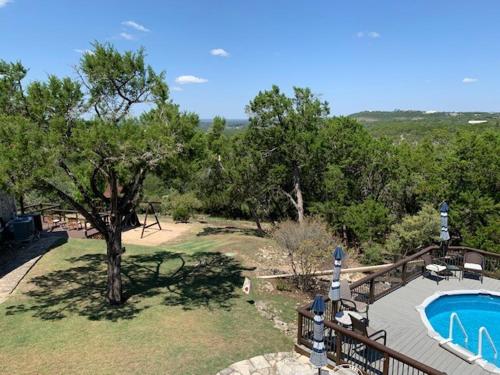 Πισίνα στο ή κοντά στο Buttercup Guest House - Pool & Hot Tub - Views