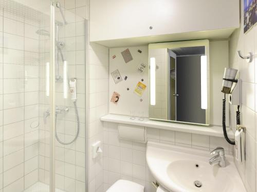 Kopalnica v nastanitvi ibis Berlin Mitte