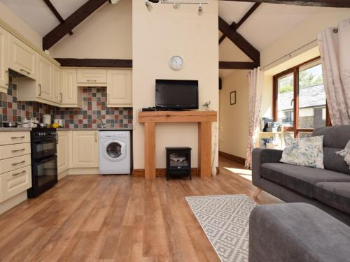 Kuchyň nebo kuchyňský kout v ubytování 2 Bed in Bude MILLP