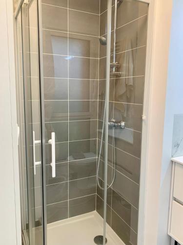 Modern Cozy Studio with AC near Port, Vieux Nice & Transport