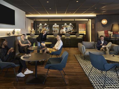 Hosté ubytování Novotel Massy Palaiseau