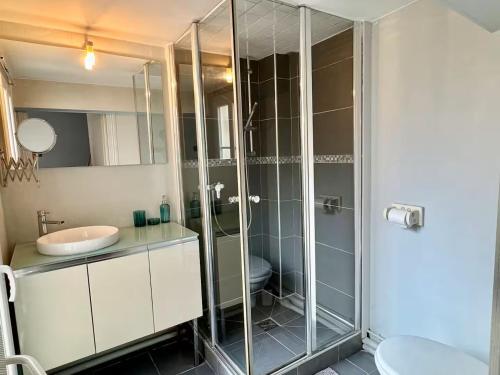 Баня в Appartement Colbert