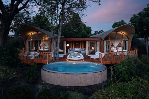 Kolam renang di atau dekat dengan The Ritz-Carlton, Masai Mara Safari Camp