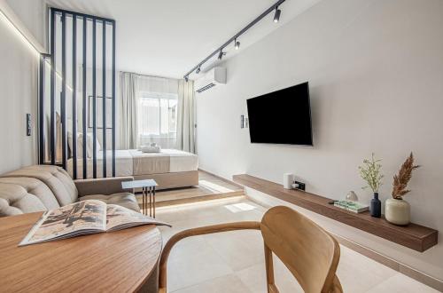 The Athens Luminous Suite