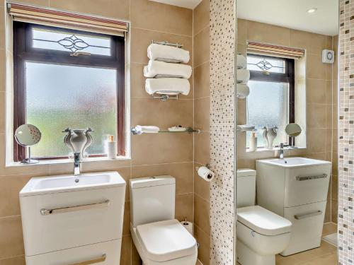 Koupelna v ubytování 3 Bed in Falkirk 96124