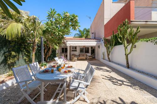 797 HOLIDAY RENTALS - Casa playamar a 5 min de la playa