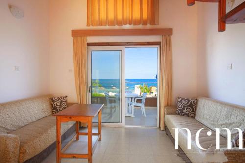 Fotografie z fotogalerie ubytování KOCAREIS Seafront Bungalows & Restaurant v destinaci Galatia
