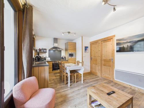 Appartement au centre des Gets avec balcon, proche pistes, commerces et activités, 4/5 couchages