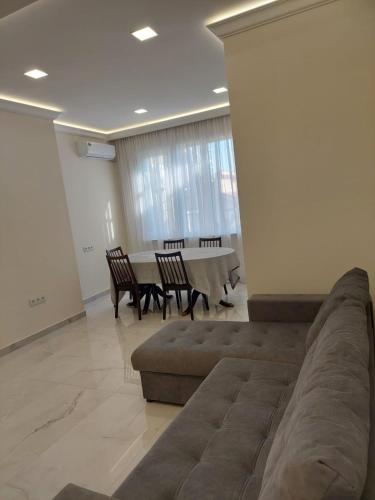 Χώρος καθιστικού στο Cute -Home Aygedzor