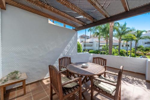 Marbella Villa Monteros