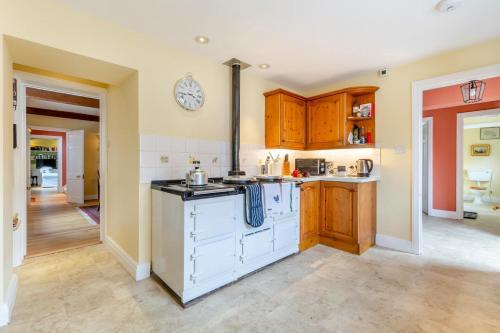 Dapur atau dapur kecil di Manor Farm House
