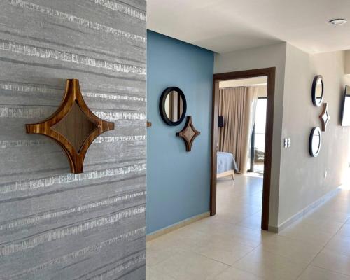 Ένα μπάνιο στο Luxury Apartment with Ocean View and Pool
