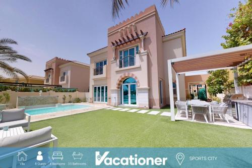 Vacationer Holiday Homes l Family Villa with Private Pool & Private Garden