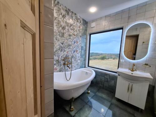 Ένα μπάνιο στο Panorama Orbeti - house with beautiful views
