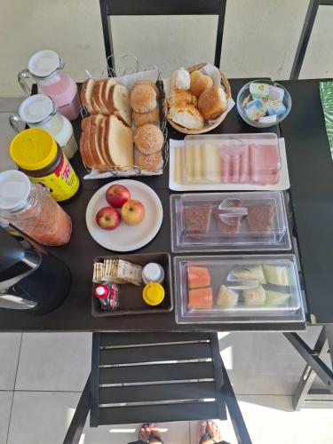 Makanan di atau berdekatan inn ini