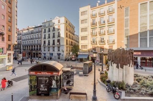 Bright Spacious 2BD - City center