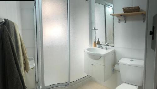 Ένα μπάνιο στο Tu refugio en MDP, cómodo y céntrico