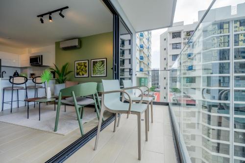 Wynwood House San Franciscoにあるバルコニーまたはテラス
