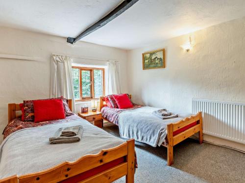 Postel nebo postele na pokoji v ubytování 4 Bed in Dartmoor National Park 49535