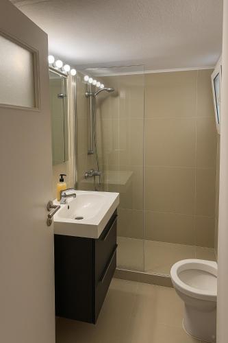 Foto Panormou Urban Getaway Next to Metro Fast Wi-Fi 3