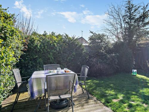 Κήπος έξω από το 2 Bed in Heacham CHLN8