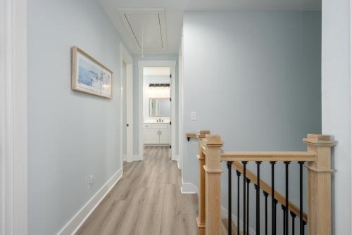 Fotografie z fotogalerie ubytování New Custom Built 5-Bedroom Coastal Retreat - Harbor Island, SC v destinaci Cedar Reef Villas