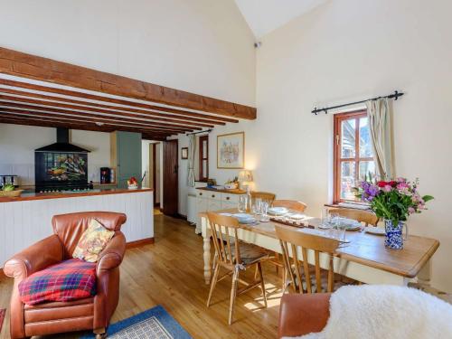 Ruang duduk di 2 Bed in Presteigne 75066