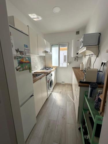 Habitación para 1 persona en luminoso apto a 5 minutos de la playa