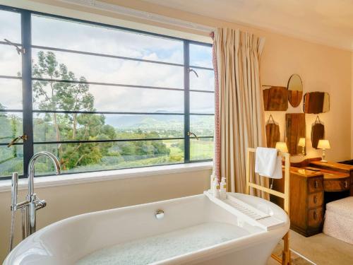Ένα μπάνιο στο 6 bed in Keswick 89309