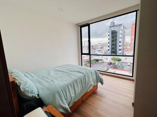 Gallery image of Victoria Luxe Retreat Downtown Sauna BBQ in Quito