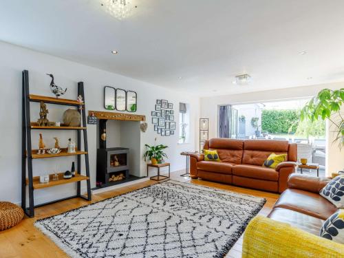 Posezení v ubytování 5 Bed in Falmouth 65745