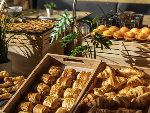 Eten bij of ergens in de buurt van het hotel

