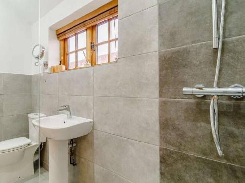 Bilik mandi di 1 Bed in Burgh St Peter 90132
