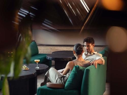 Гости Hotel Sofitel Los Angeles at Beverly Hills
