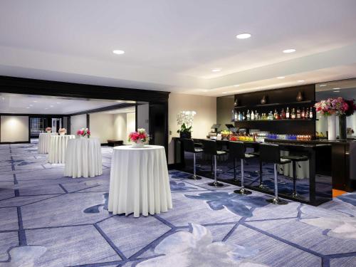 Напитки в Hotel Sofitel Los Angeles at Beverly Hills