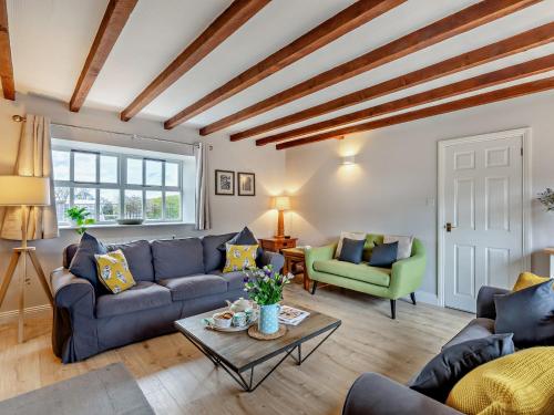 Χώρος καθιστικού στο 3 Bed in Embleton 94195