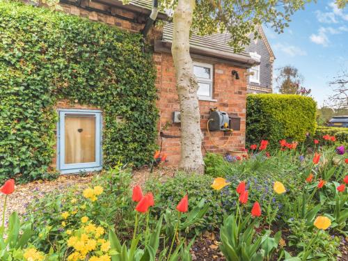 Κήπος έξω από το 2 Bed in Bewdley CC090