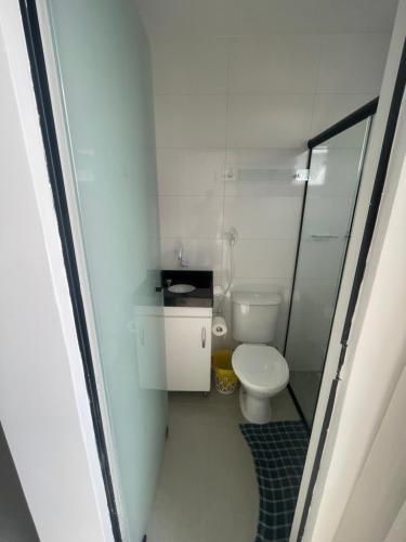 Bany a Flat, LE HALL