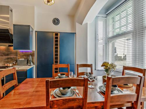 Dapur atau dapur kecil di 2 Bed in Hawkshead 93167