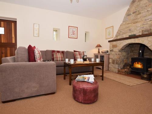 Posezení v ubytování 2 Bed in Rowlands Gill CN192