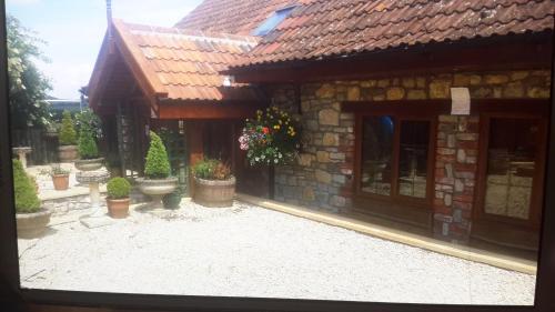 A patio or other outdoor area at Bridge Farm Guesthouse rooms