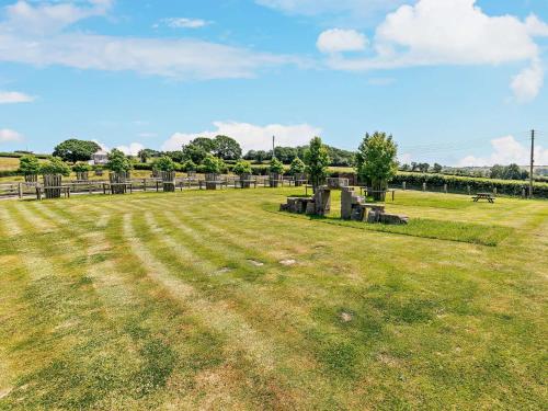 Κήπος έξω από το 2 Bed in Launceston 92551