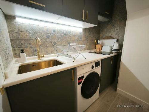 TVM simple studio in old Lisbon