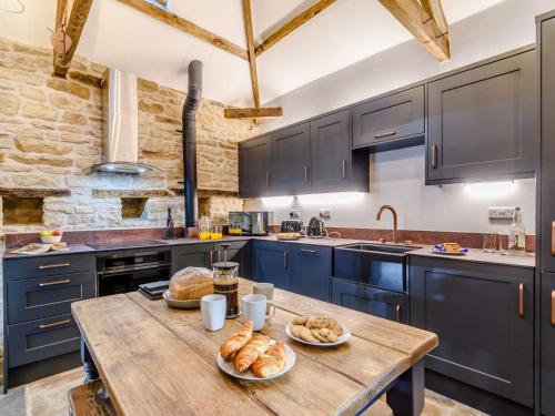 Η κουζίνα ή μικρή κουζίνα στο 2 Bed in Allendale 78158