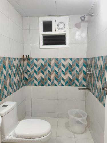 Ένα μπάνιο στο 1BHK Flat in Whitefield