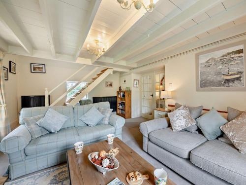 Posezení v ubytování 2 Bed in Sandsend G0160